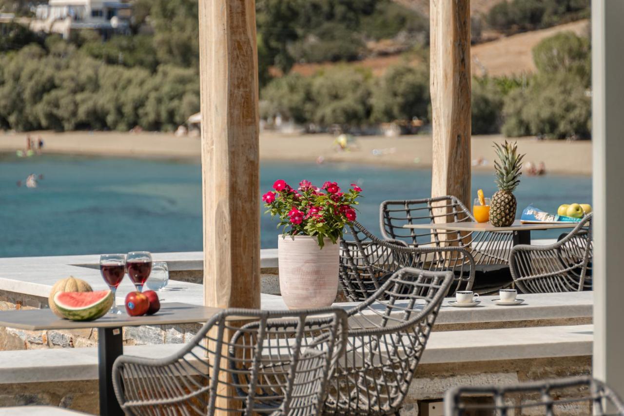 Porto Dema Luxury Suites Schoinoussa Екстериор снимка