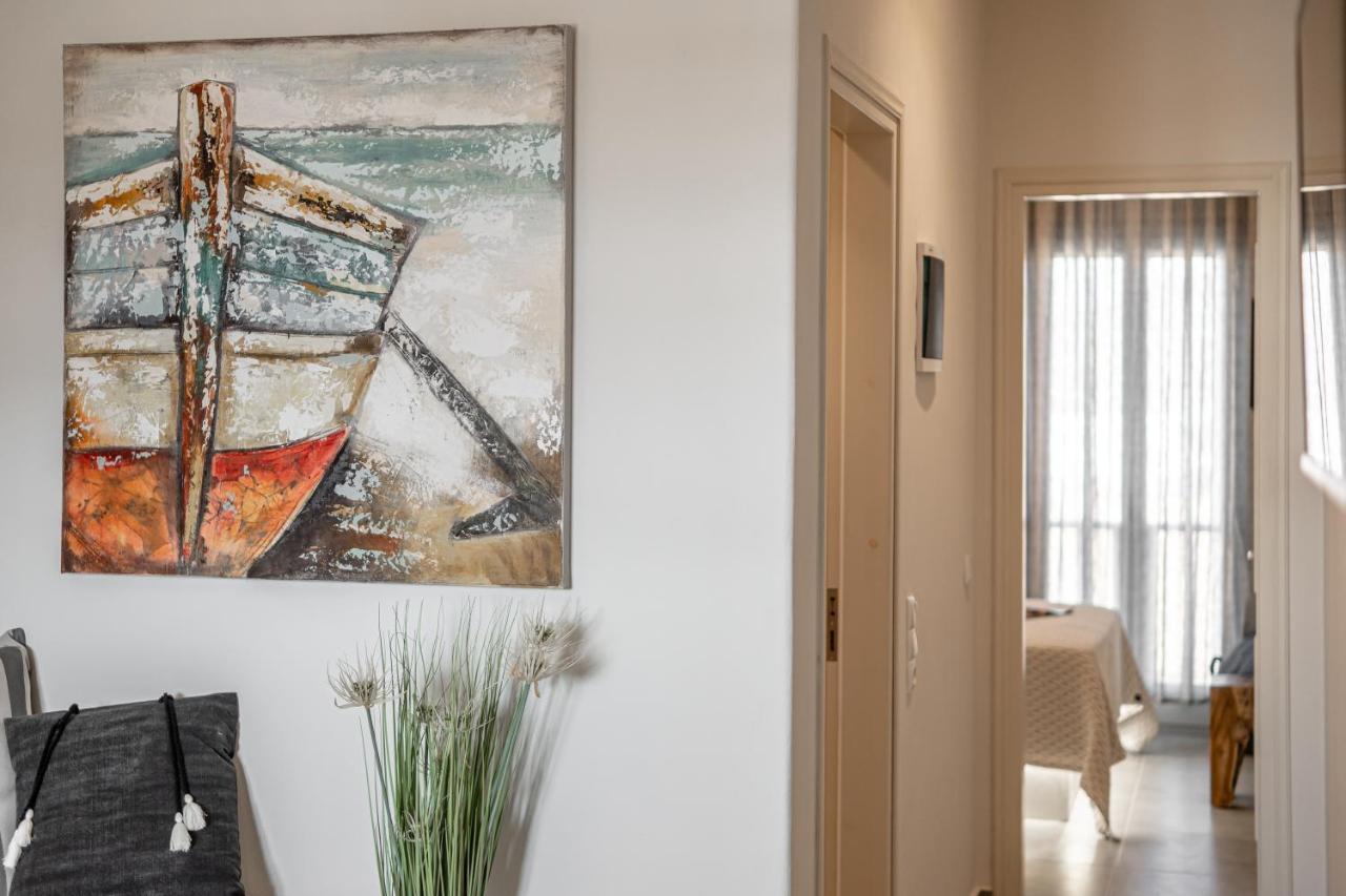 Porto Dema Luxury Suites Schoinoussa Екстериор снимка